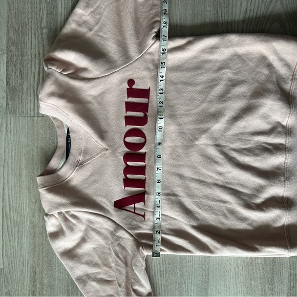 Abercrombie & Fitch Pink 'Amour' Graphic Puff Crop Sleeve Sweatshirt Medium - Picture 9 of 11